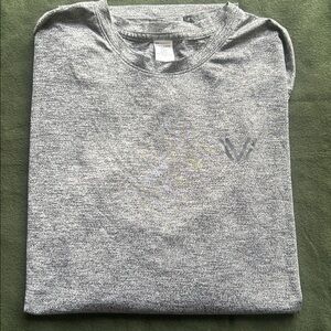 Peak Velocity Men's Tech-Stretch
Long Sleeve Quick-Dry Loose-fit T-shirt